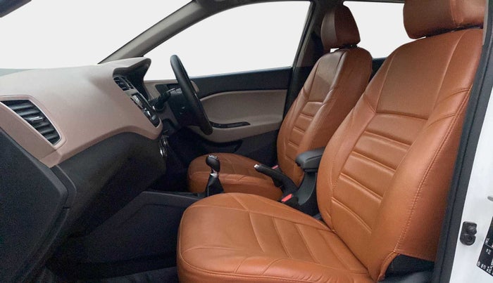 2020 Hyundai Elite i20 ASTA 1.2 (O), Petrol, Manual, 18,284 km, Right Side Front Door Cabin
