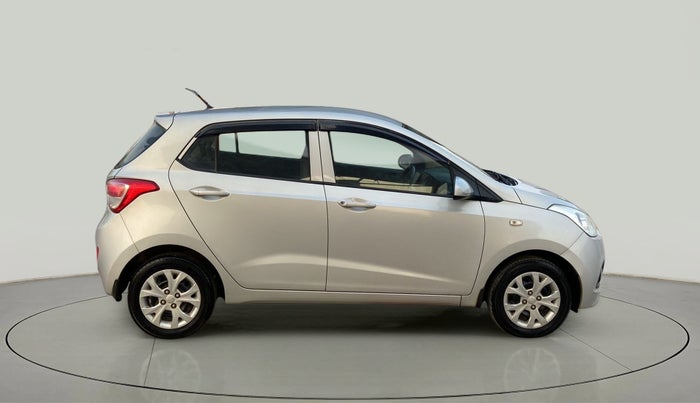 2015 Hyundai Grand i10 MAGNA 1.2 KAPPA VTVT, Petrol, Manual, 31,168 km, Right Side View