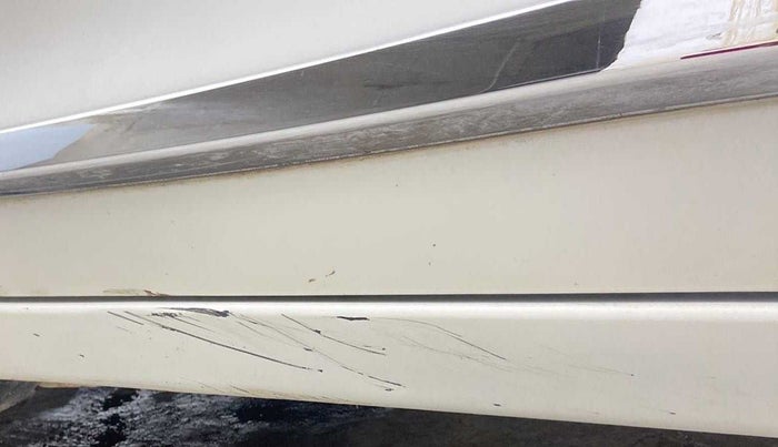 2021 Toyota Glanza G, Petrol, Manual, 33,106 km, Left running board - Slightly dented