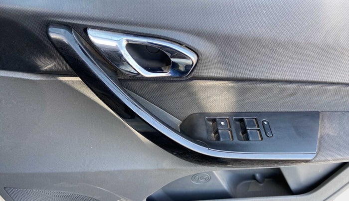 2018 Tata TIGOR XZ PETROL, Petrol, Manual, 52,691 km, Driver Side Door Panels Control