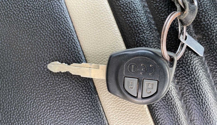 2019 Maruti New Wagon-R VXI 1.0, Petrol, Manual, 44,335 km, Key Close Up