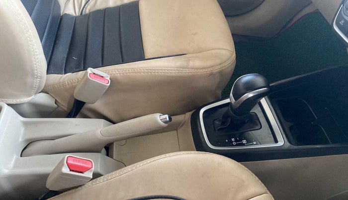 2023 Maruti Dzire ZXI AMT, Petrol, Automatic, 16,970 km, Gear Lever