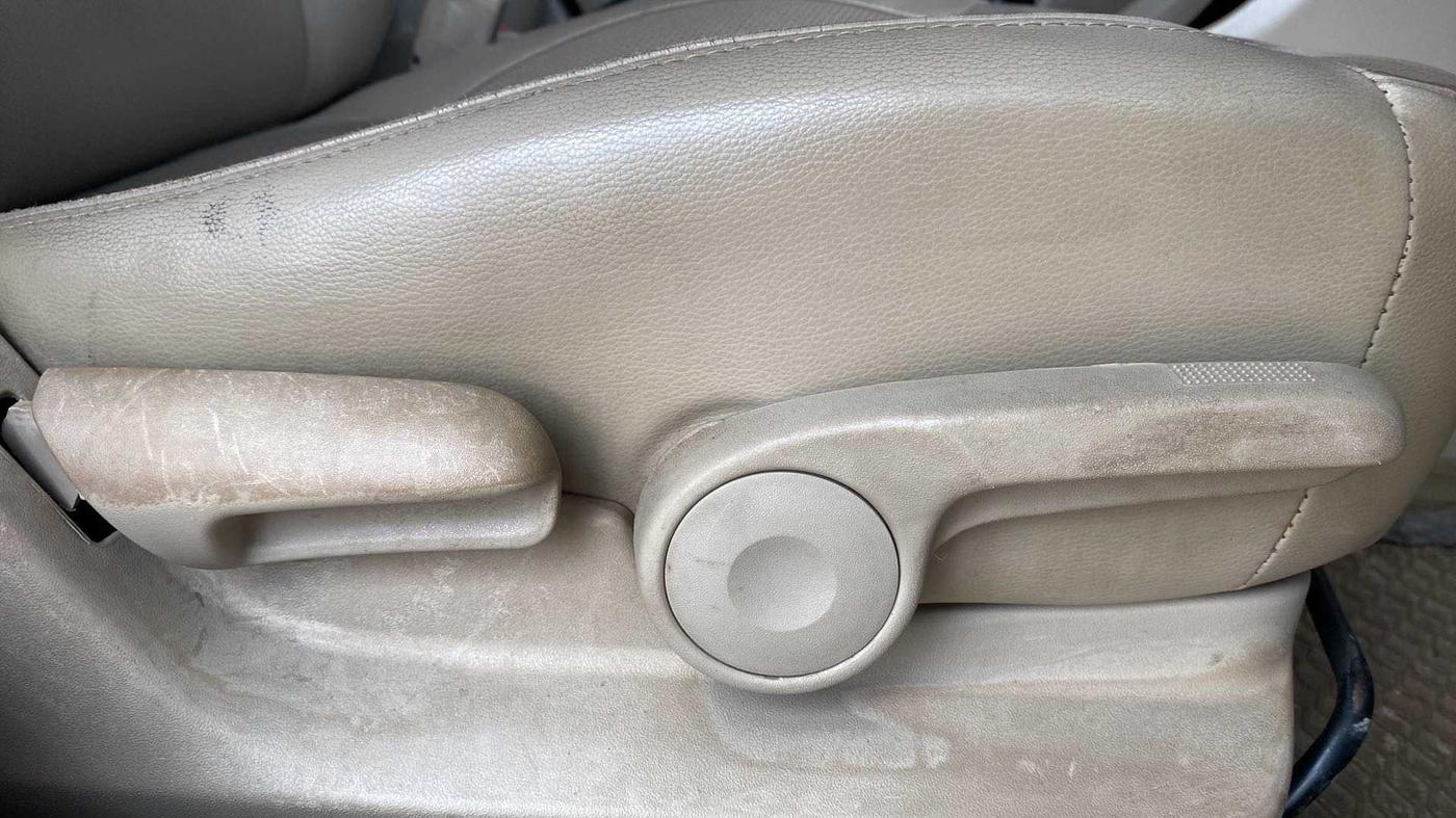 2015 Maruti Ciaz ZXI, Petrol, Manual, 67,612 km, Driver Side Adjustment Panel