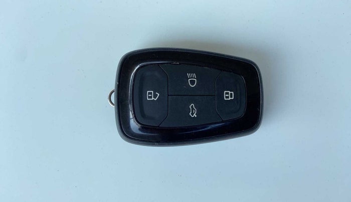 2022 Tata ALTROZ XZ PLUS DIESEL, Diesel, Manual, 19,988 km, Key Close Up