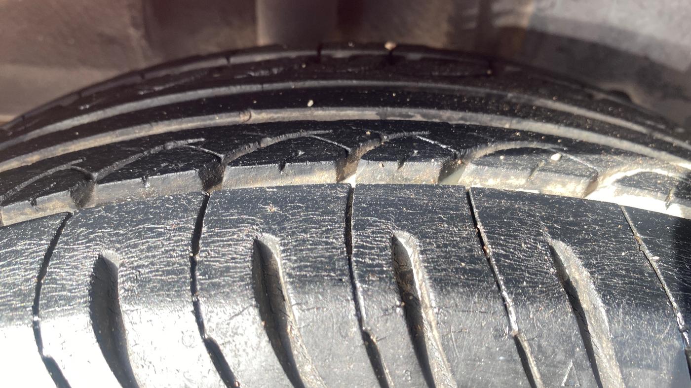 2018 Tata Tiago XZA PETROL, Petrol, Automatic, 66,721 km, Right Rear Tyre Tread