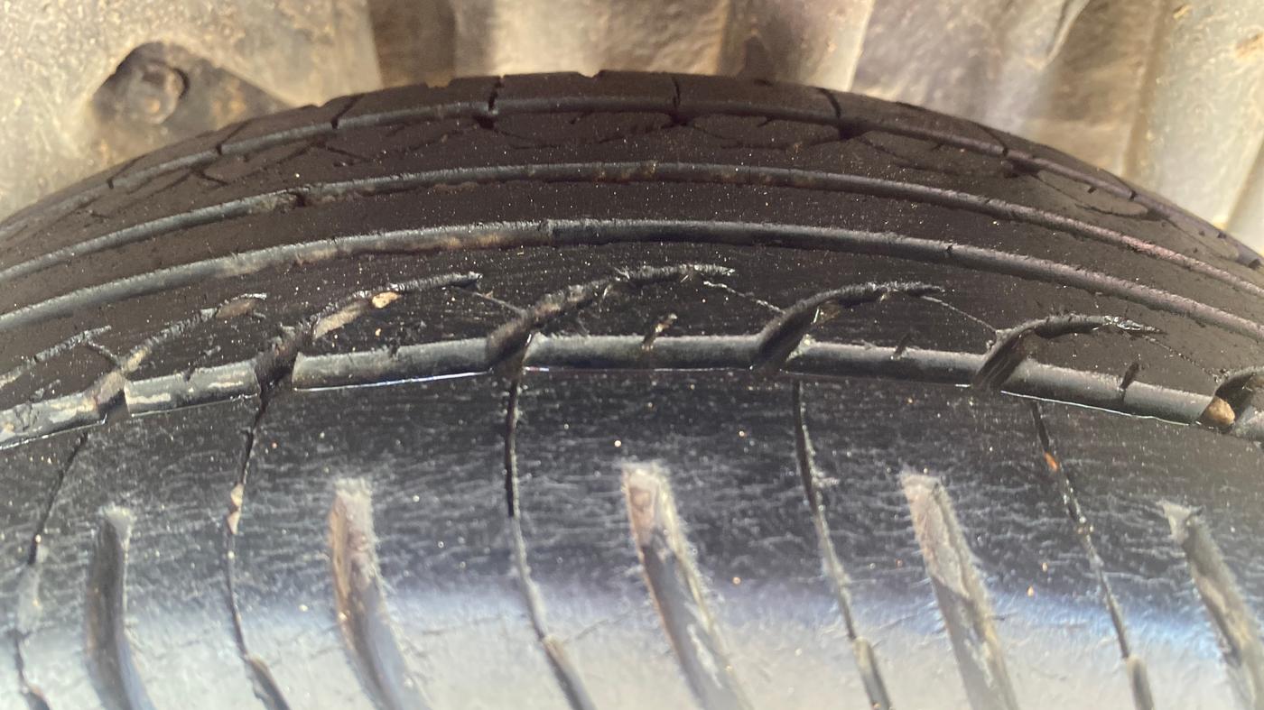 2018 Tata Tiago XZA PETROL, Petrol, Automatic, 66,721 km, Left Rear Tyre Tread