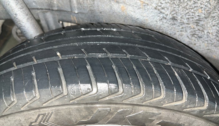 2016 Maruti Wagon R 1.0 VXI, Petrol, Manual, 61,250 km, Right Rear Tyre Tread