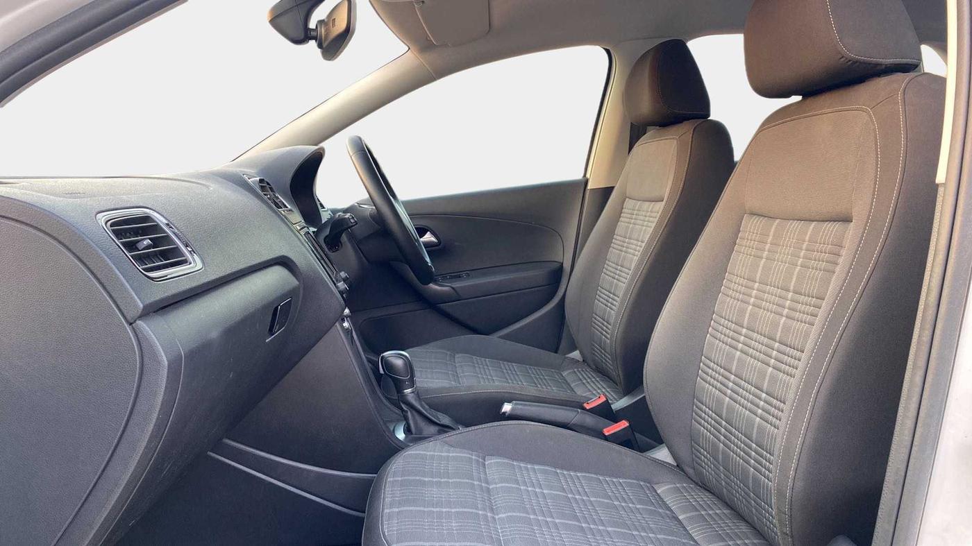2021 Volkswagen Polo 1.0 GT TSI AT, Petrol, Automatic, 42,716 km, Right Side Front Door Cabin