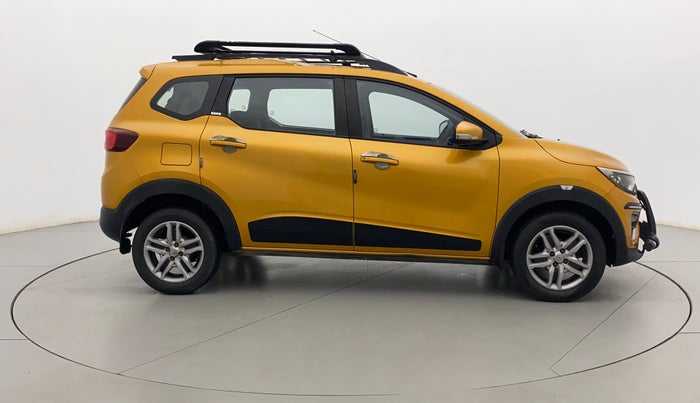 2020 Renault TRIBER RXZ, Petrol, Manual, 21,576 km, Right Side View