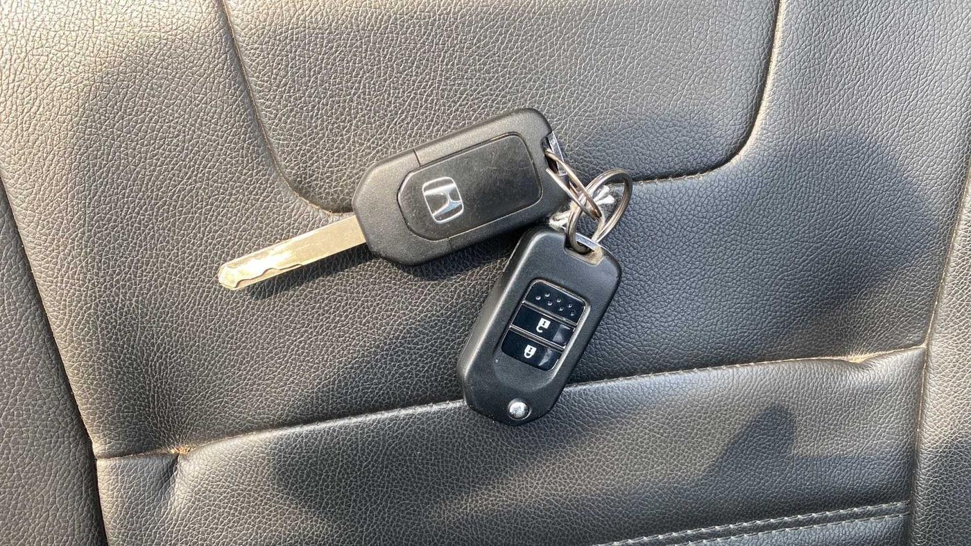 2019 Honda WR-V 1.2L I-VTEC S MT, Petrol, Manual, 20,459 km, Key Close Up