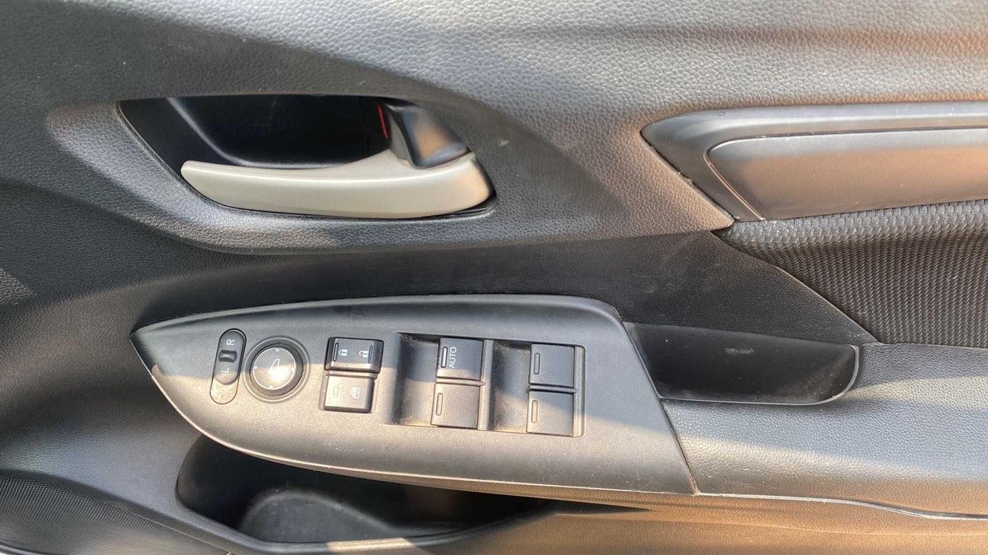 2019 Honda WR-V 1.2L I-VTEC S MT, Petrol, Manual, 20,459 km, Driver Side Door Panels Control