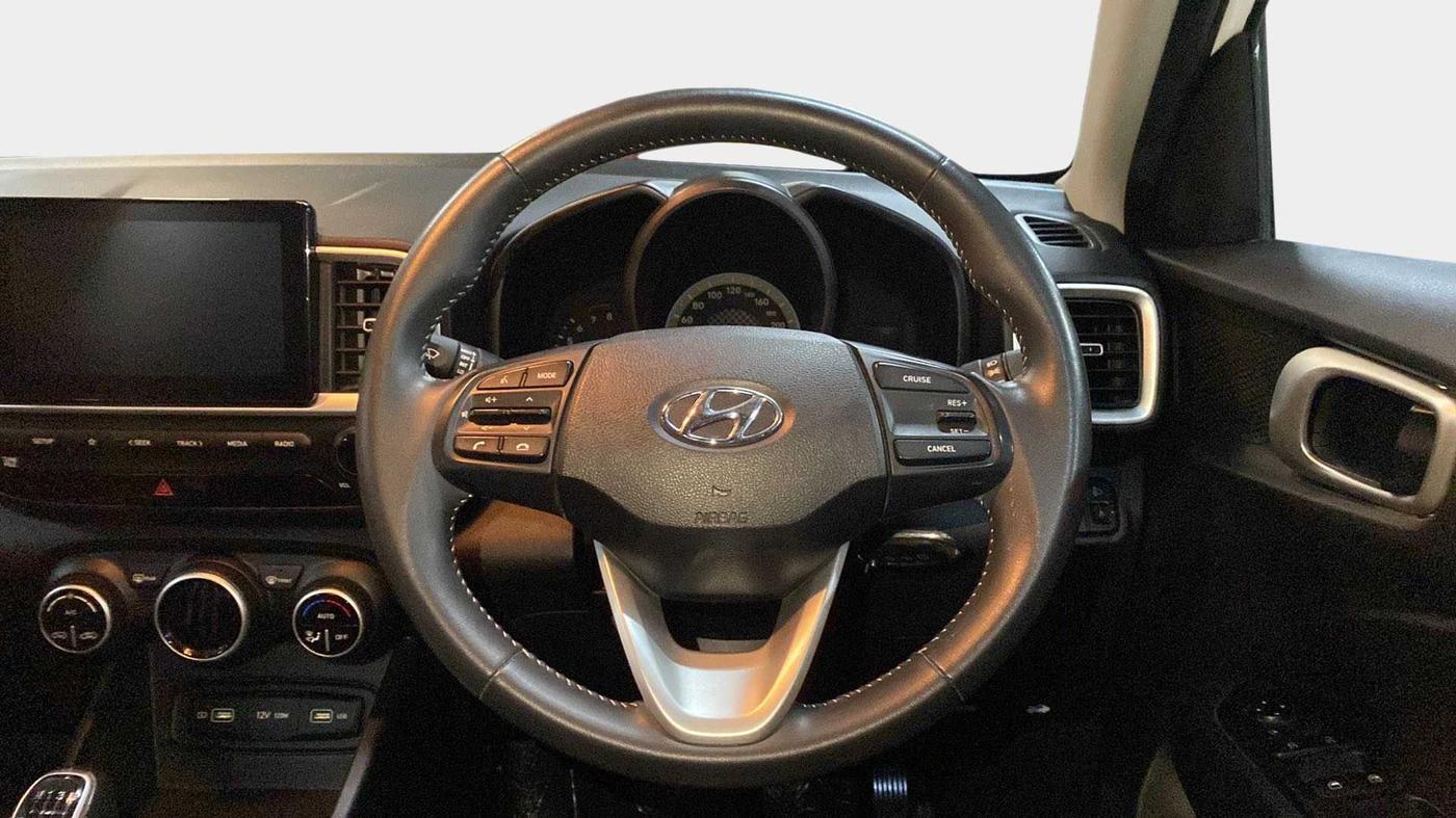 2022 Hyundai VENUE SX 1.0 TURBO, Petrol, Manual, 28,287 km, Steering Wheel Close Up