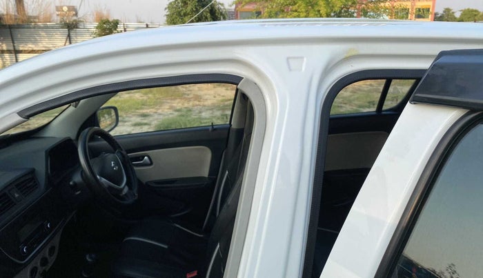 2020 Maruti Alto VXI, Petrol, Manual, 46,495 km, Left B pillar - Paint is slightly faded