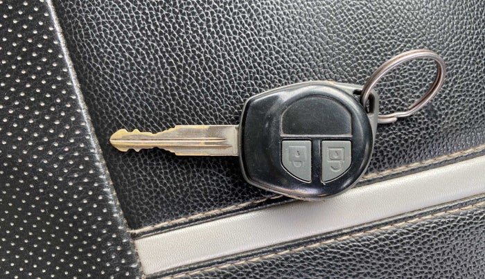 2020 Maruti Alto VXI, Petrol, Manual, 46,495 km, Key Close Up
