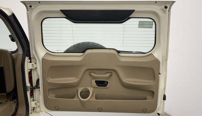 2017 Mahindra TUV300 T6, Diesel, Manual, 45,051 km, Boot Door Open