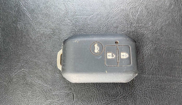 2021 Maruti Baleno ZETA PETROL 1.2, Petrol, Manual, 9,640 km, Key Close Up