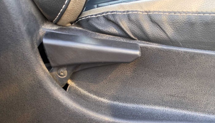 2019 Tata Tiago XZ DIESEL, Diesel, Manual, 62,691 km, Driver Side Adjustment Panel