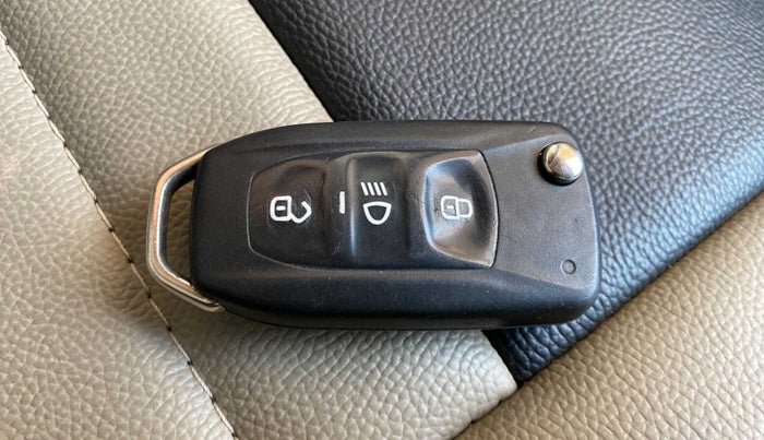 2019 Tata Tiago XT DIESEL, Diesel, Manual, 64,081 km, Key Close Up