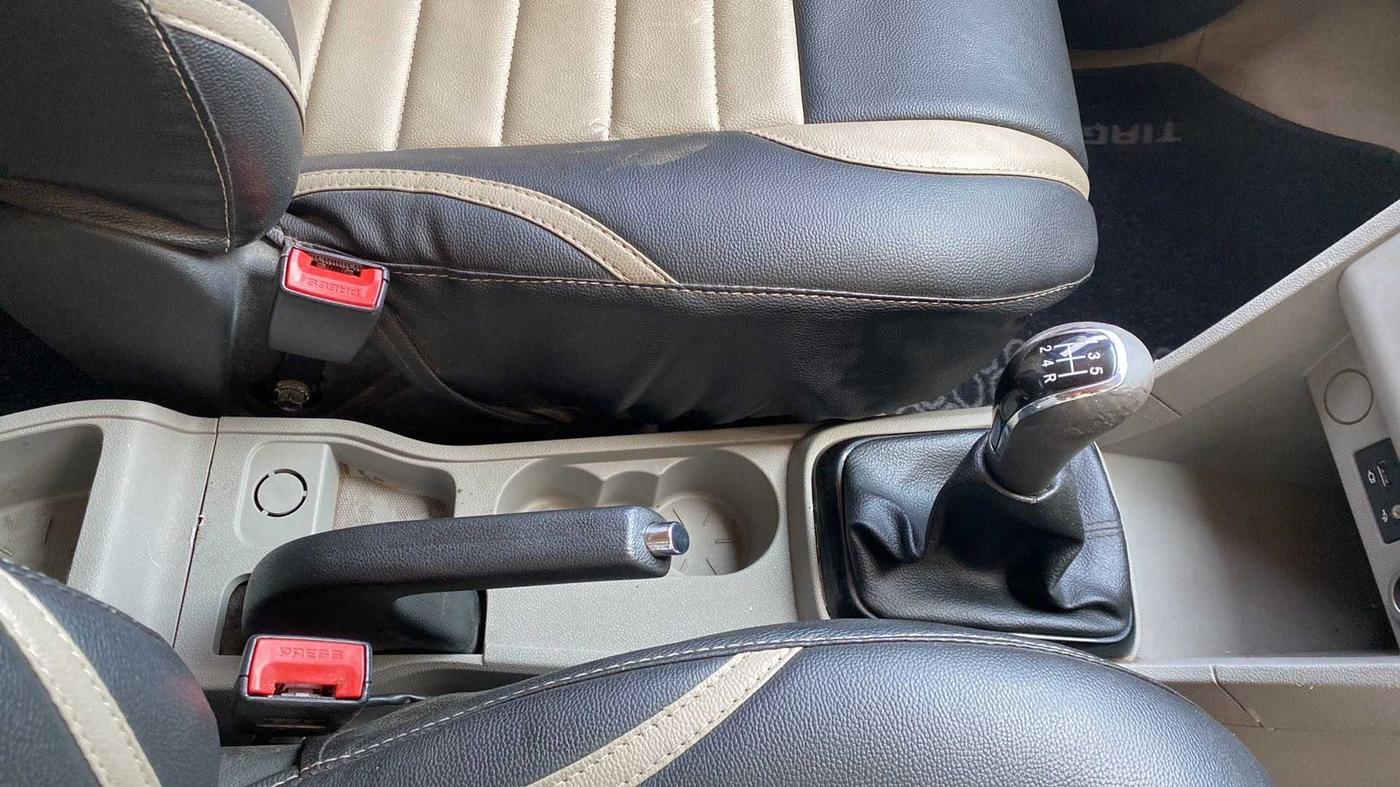 2019 Tata Tiago XT DIESEL, Diesel, Manual, 64,081 km, Gear Lever