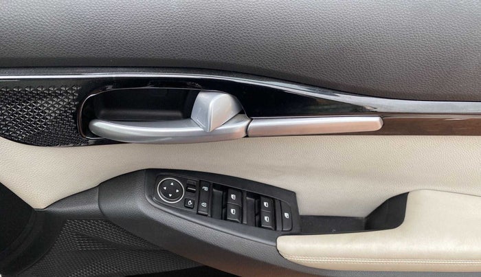 2021 KIA SELTOS HTX 1.5 PETROL, Petrol, Manual, 20,109 km, Driver Side Door Panels Control