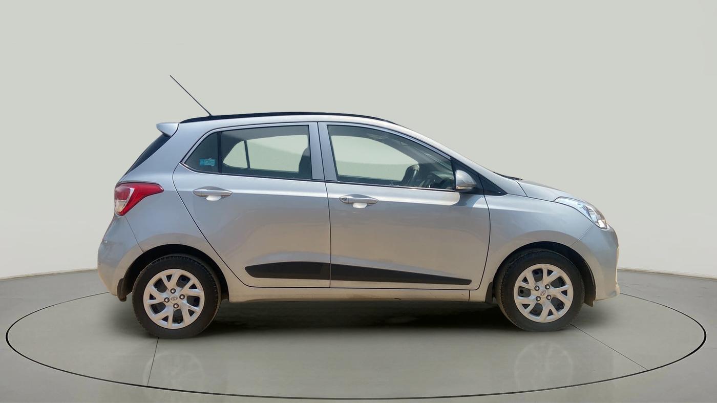 2018 Hyundai Grand i10 SPORTZ 1.2 KAPPA VTVT, Petrol, Manual, 24,118 km, Right Side View