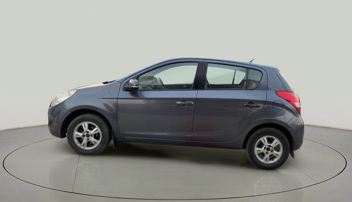 2011 Hyundai i20 ASTA 1.2, Petrol, Manual, 1,16,998 km, Left Side