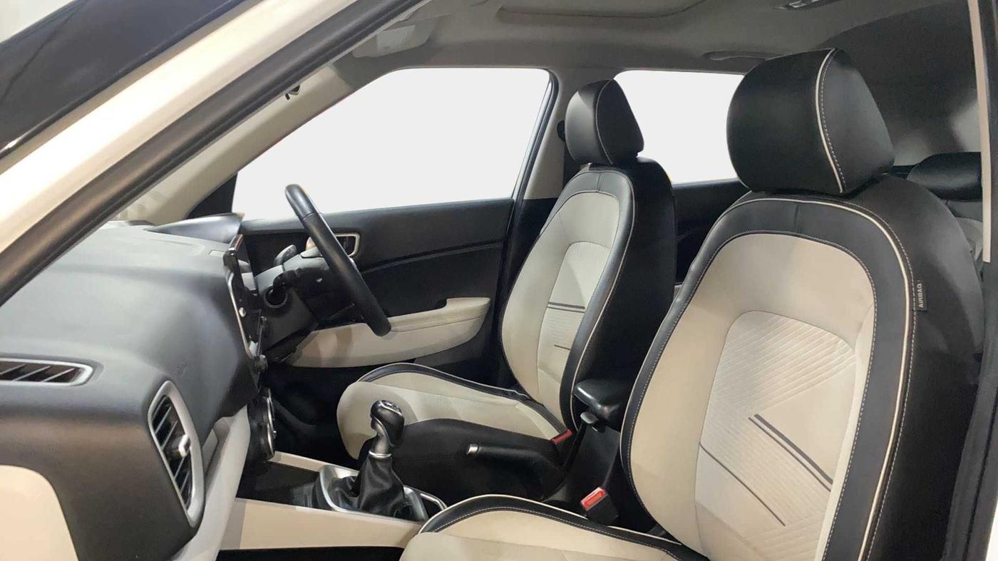 2022 Hyundai VENUE SX 1.0 (O) TURBO IMT, Petrol, Manual, 22,925 km, Right Side Front Door Cabin