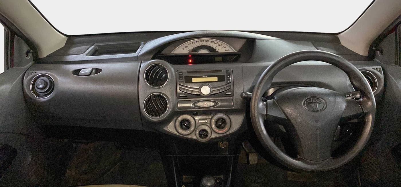 2013 Toyota Etios Liva GD, Diesel, Manual, 46,149 km, Dashboard
