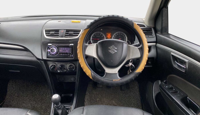 2014 Maruti Swift VXI, Petrol, Manual, 43,694 km, Steering Wheel Close Up