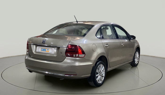 2015 Volkswagen Vento HIGHLINE 1.5 AT, Diesel, Automatic, 94,866 km, Right Back Diagonal