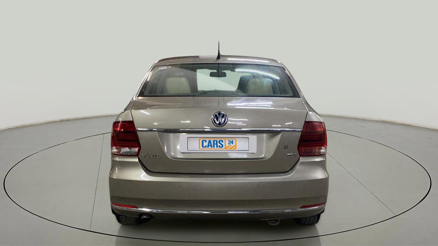 2015 Volkswagen Vento HIGHLINE 1.5 AT, Diesel, Automatic, 94,866 km, Back/Rear