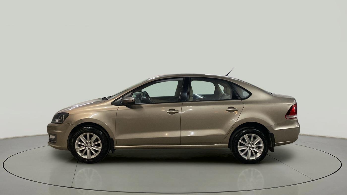 2015 Volkswagen Vento HIGHLINE 1.5 AT, Diesel, Automatic, 94,866 km, Left Side