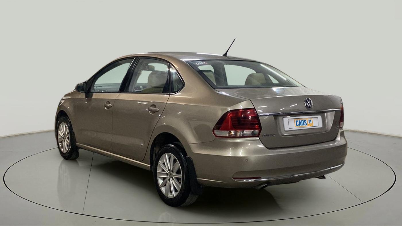 2015 Volkswagen Vento HIGHLINE 1.5 AT, Diesel, Automatic, 94,866 km, Left Back Diagonal