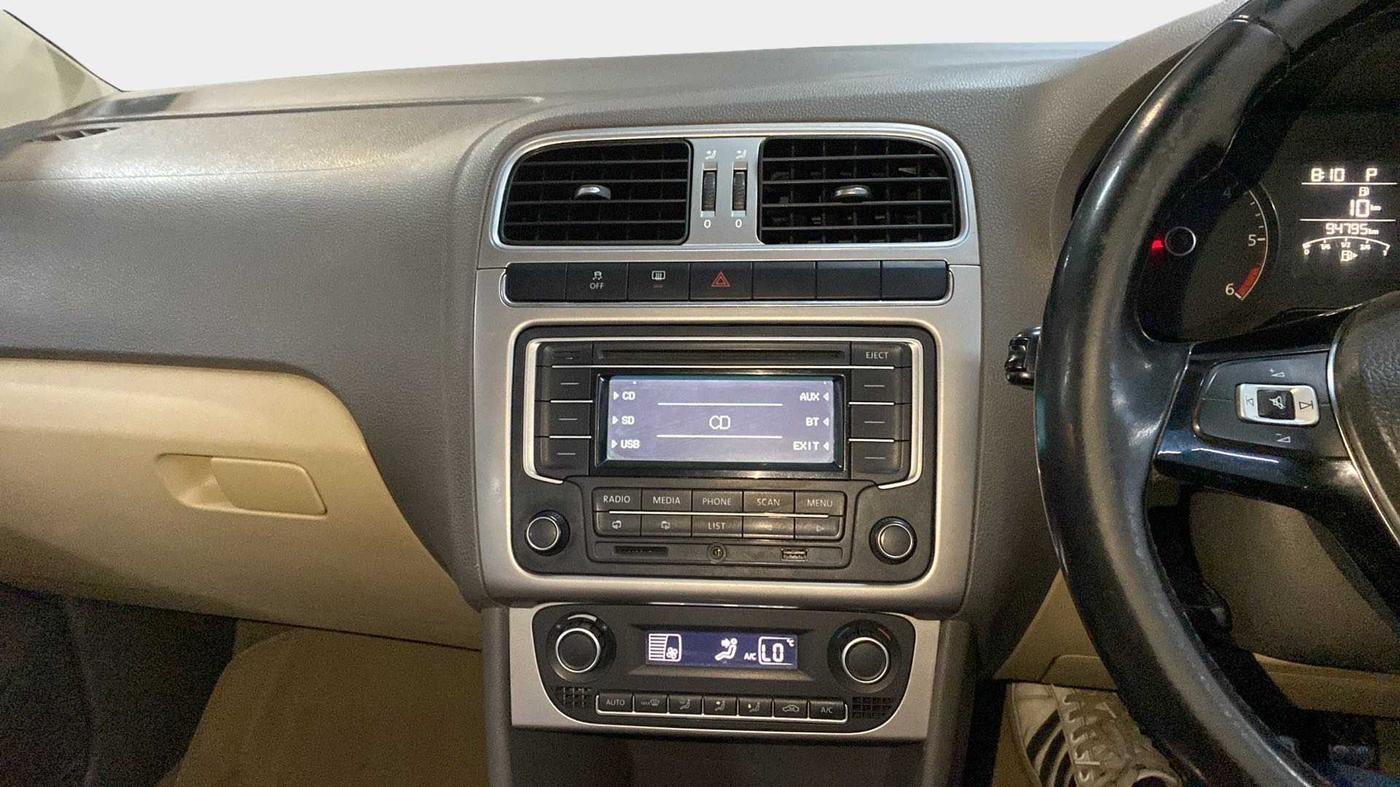 2015 Volkswagen Vento HIGHLINE 1.5 AT, Diesel, Automatic, 94,866 km, Air Conditioner