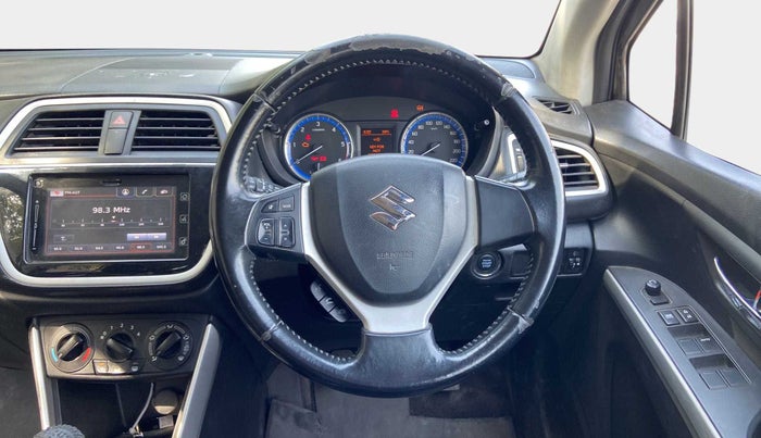 2016 Maruti S Cross ZETA 1.6, Diesel, Manual, 80,318 km, Steering Wheel Close Up