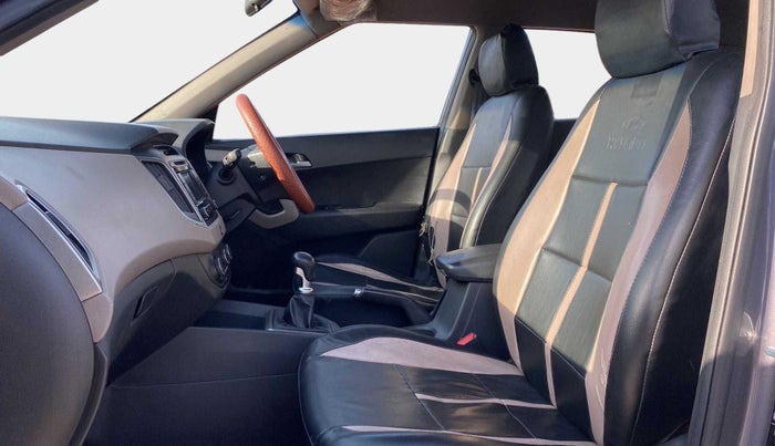 2016 Hyundai Creta S 1.6 PETROL, Petrol, Manual, 61,950 km, Right Side Front Door Cabin