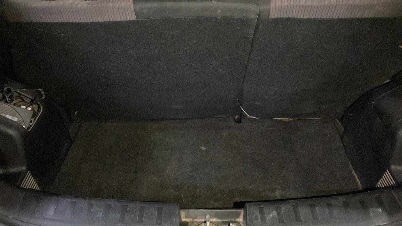 2016 Maruti Swift VXI, Petrol, Manual, 48,806 km, Boot Inside
