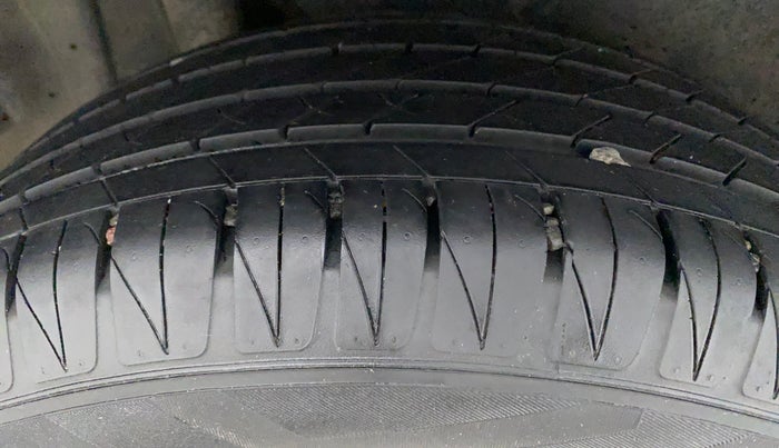 2022 Toyota URBAN CRUISER HIGH GRADE AT, Petrol, Automatic, 41,696 km, Right Rear Tyre Tread