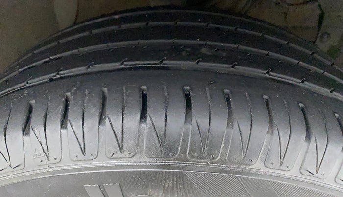 2022 Toyota URBAN CRUISER HIGH GRADE AT, Petrol, Automatic, 41,696 km, Right Front Tyre Tread