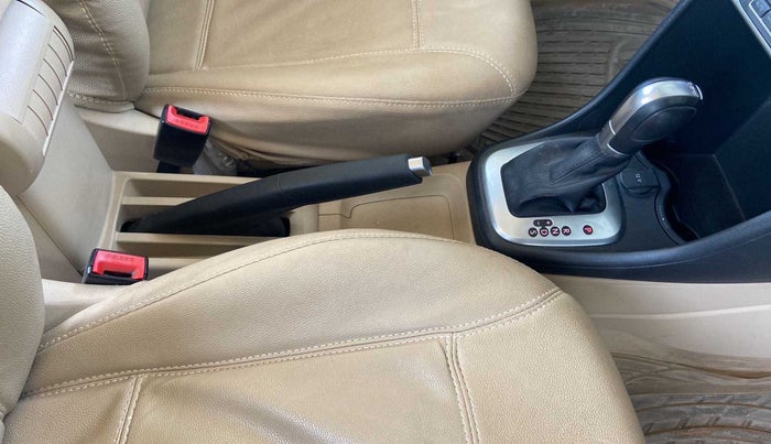 2017 Volkswagen Ameo HIGHLINE PLUS 1.5L AT 16 ALLOY, Diesel, Automatic, 53,914 km, Gear Lever