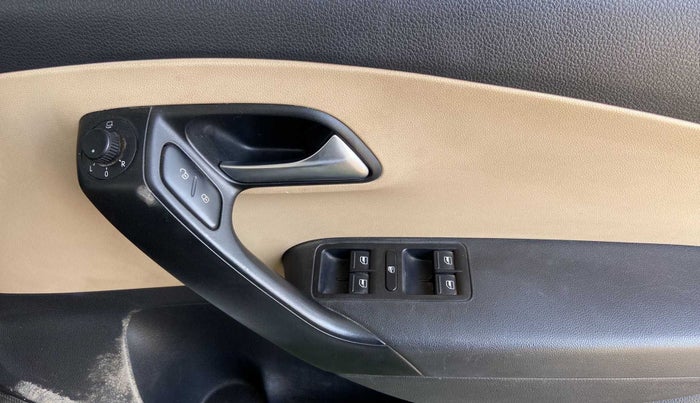 2017 Volkswagen Ameo HIGHLINE PLUS 1.5L AT 16 ALLOY, Diesel, Automatic, 53,914 km, Driver Side Door Panels Control