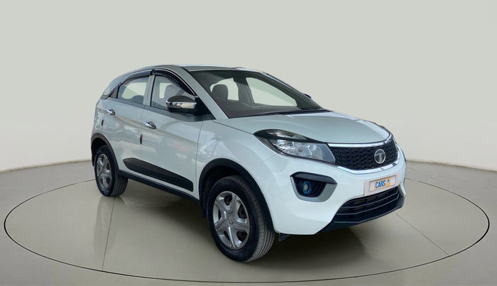 2018 Tata NEXON XE PETROL, Petrol, Manual, 1,06,205 km, SRP