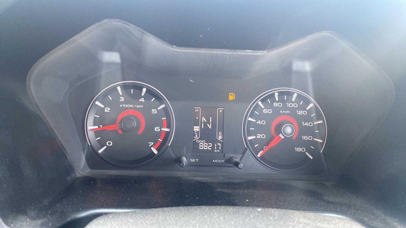 2017 Mahindra KUV 100 NXT K8 D 6 STR, Diesel, Manual, 88,199 km, Odometer Image