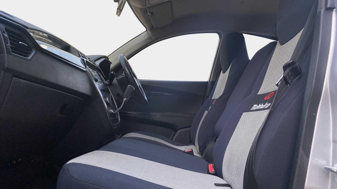 2017 Mahindra KUV 100 NXT K8 D 6 STR, Diesel, Manual, 88,199 km, Right Side Front Door Cabin
