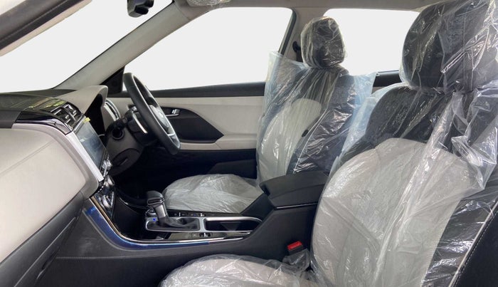 2023 Hyundai Creta SX (O) IVT 1.5 PETROL, Petrol, Automatic, 3,156 km, Right Side Front Door Cabin