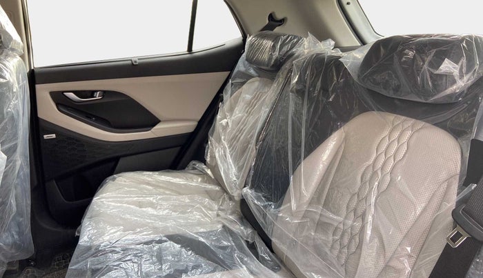 2023 Hyundai Creta SX (O) IVT 1.5 PETROL, Petrol, Automatic, 3,156 km, Right Side Rear Door Cabin