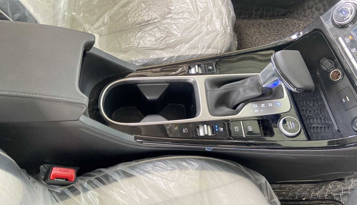 2023 Hyundai Creta SX (O) IVT 1.5 PETROL, Petrol, Automatic, 3,156 km, Gear Lever