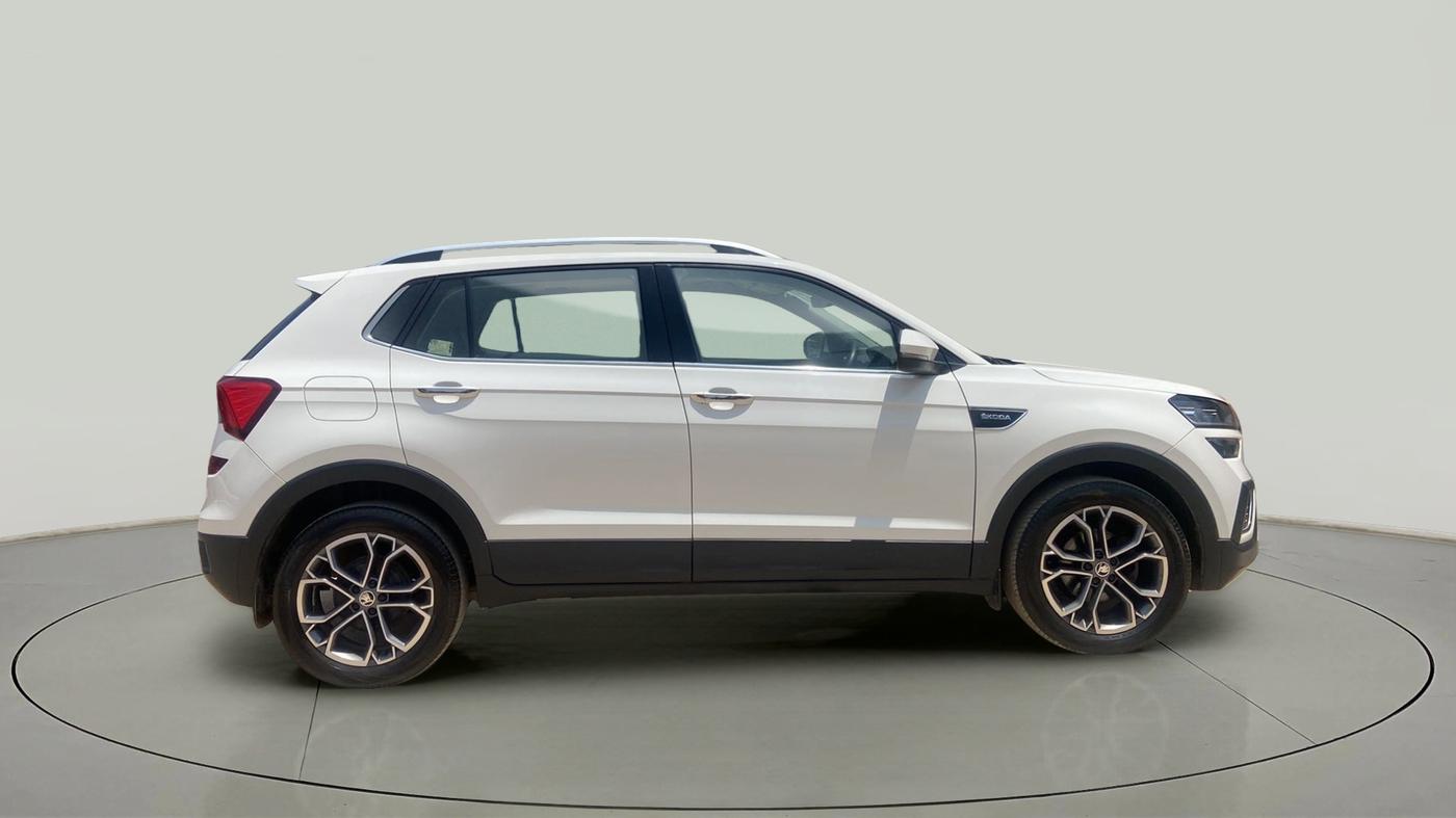 2022 Skoda KUSHAQ STYLE 1.0L TSI AT, Petrol, Automatic, 14,362 km, Right Side View