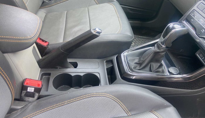 2022 Skoda KUSHAQ STYLE 1.0L TSI AT, Petrol, Automatic, 14,362 km, Gear Lever