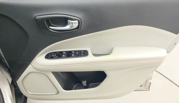 2018 Jeep Compass LIMITED 2.0 DIESEL, Diesel, Manual, 60,821 km, Driver Side Door Panels Control